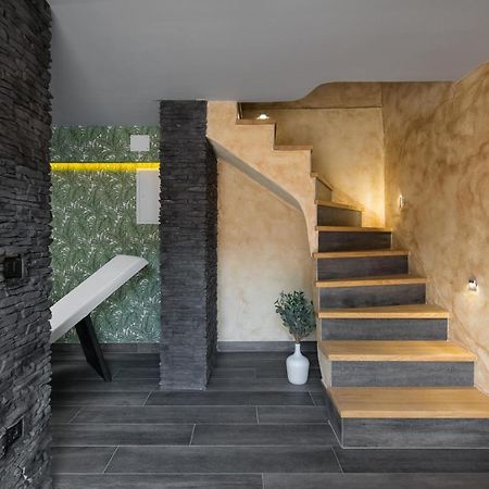 Villa Vesna With Sauna, Hot Tub Potpican Экстерьер фото